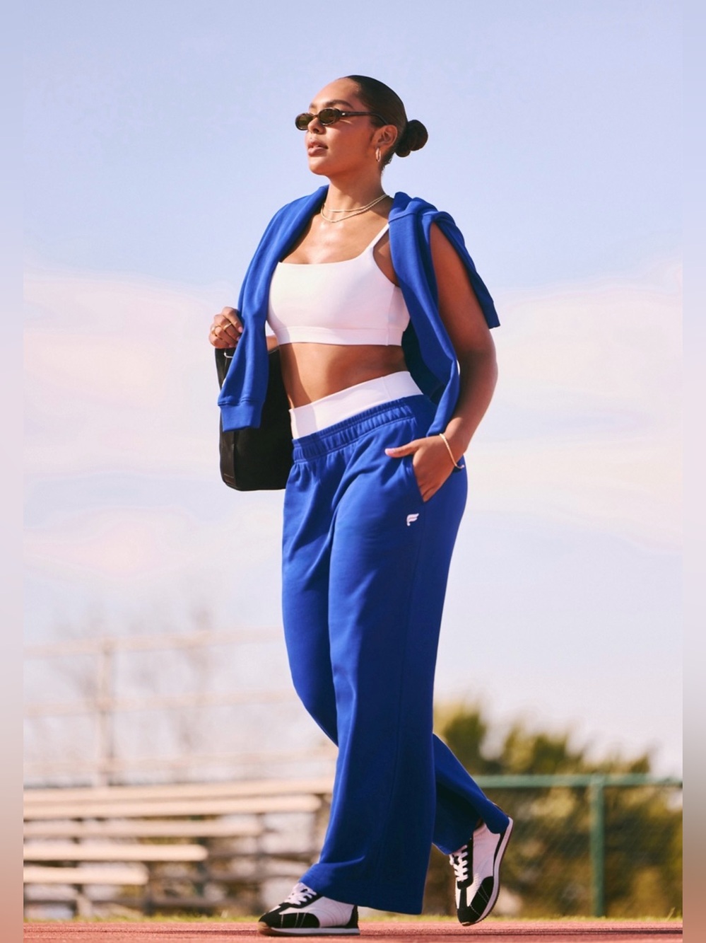 Fabletics Women’s Year Round Teddy Wide Leg Pant Sweatpants - Admiral Blue
